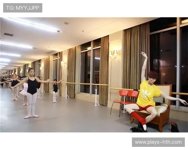 拳击步伐轻盈如舞——舞动人生的节奏之美 拳击步伐轻盈如舞——舞动人生的节奏之美