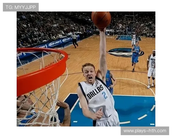 NBA球星被帽飞三米的背后:篮球场上的精彩瞬间与完美反击 NBA球星被帽飞三米的背后:篮球场上的精彩瞬间与完美反击