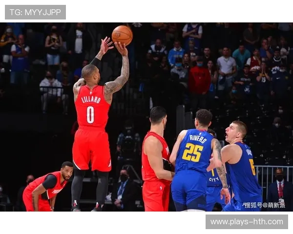 利拉德的惊天绝杀帮助开拓者逆转战局，利拉德与开拓者合同