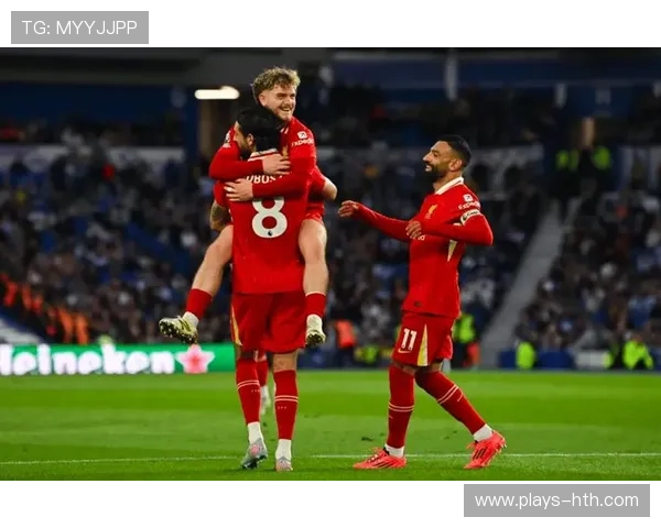 利物浦埃利奥特搓传极具穿透力，助力球队攻势腾飞